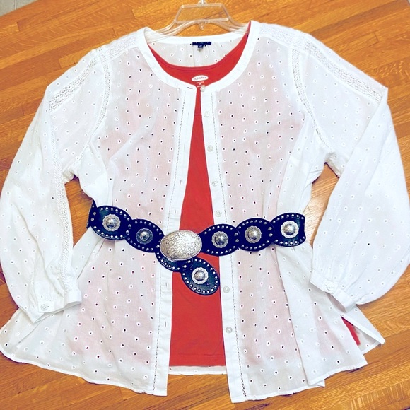 Talbots Women’s 2X White Eyelet Long-sleeve Collarless Top - Picture 3 of 12